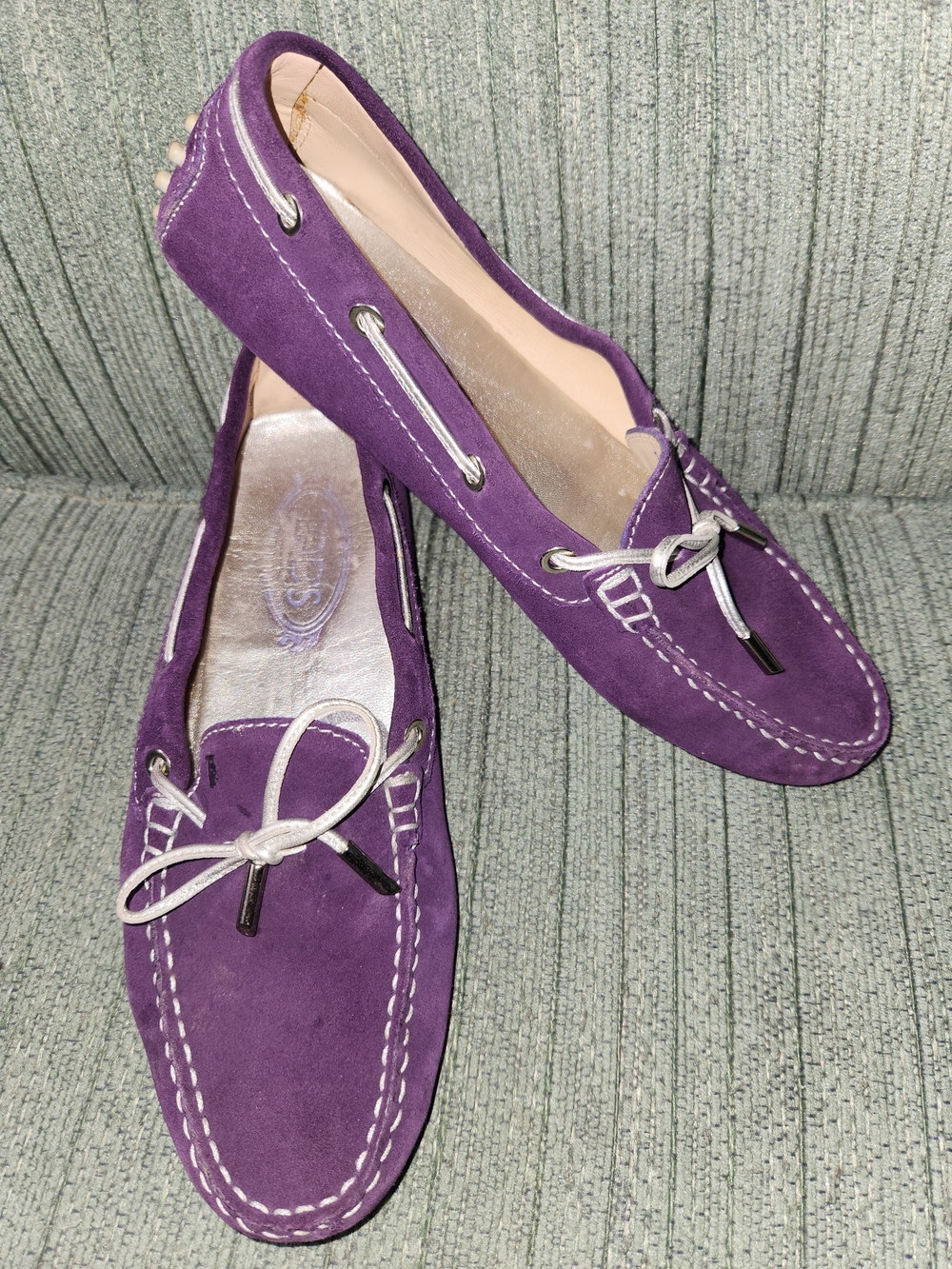 🍉Tod's Purple Suede Moccasin Loafers with Silver Bow Trim